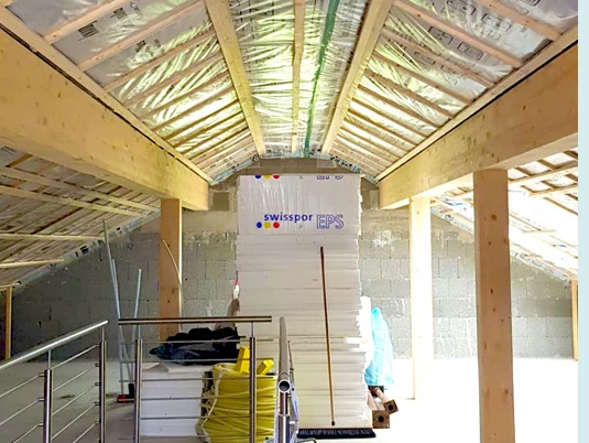 Dachstuhlausbau in Düren, der von dem Dachdeckerbetrieb Valder aus Kreuzau durchgeführt wird